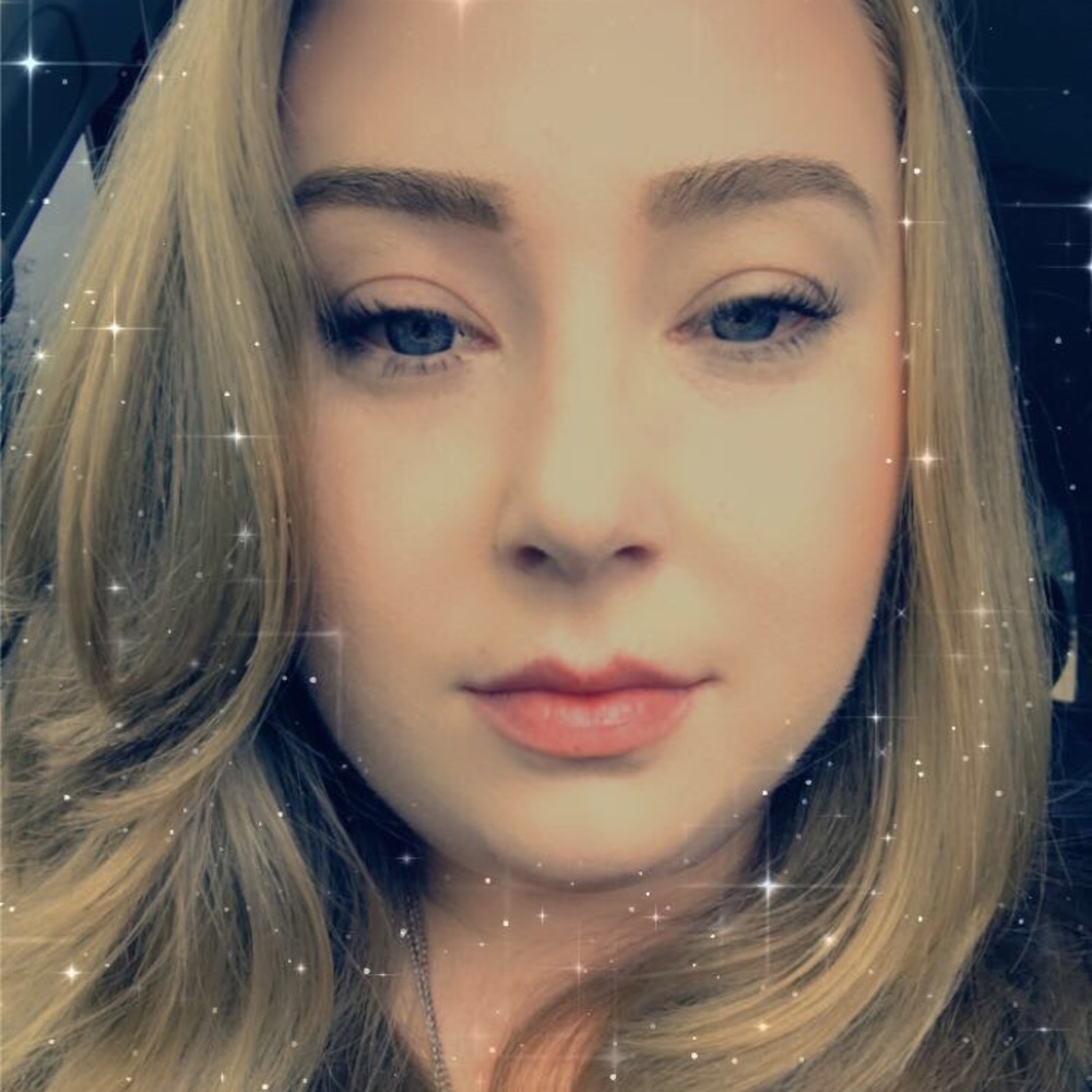 Meet your Posher, Brooke